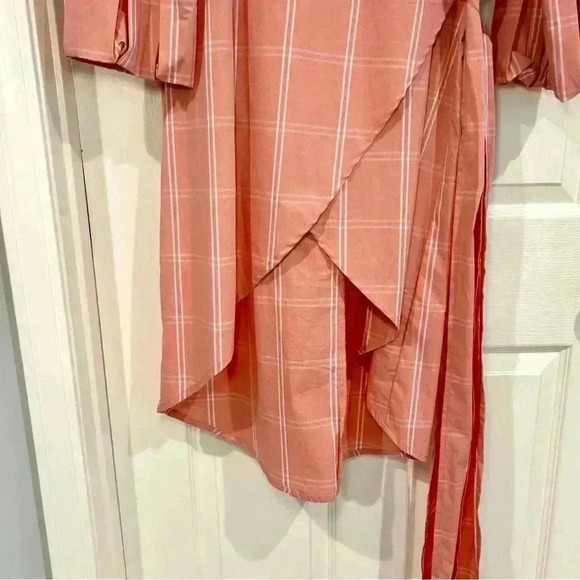 New York & Company Dress Women Size S Pink White Plaid Tulip Hem Wrap V Neck NWT - Picture 6 of 10